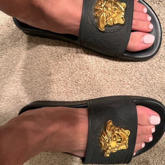 Versace Women Medusa Slides size 36 - Picture 11 of 11